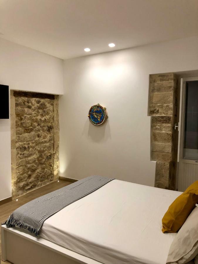 Apartamento Nesh House Syracuse Exterior foto